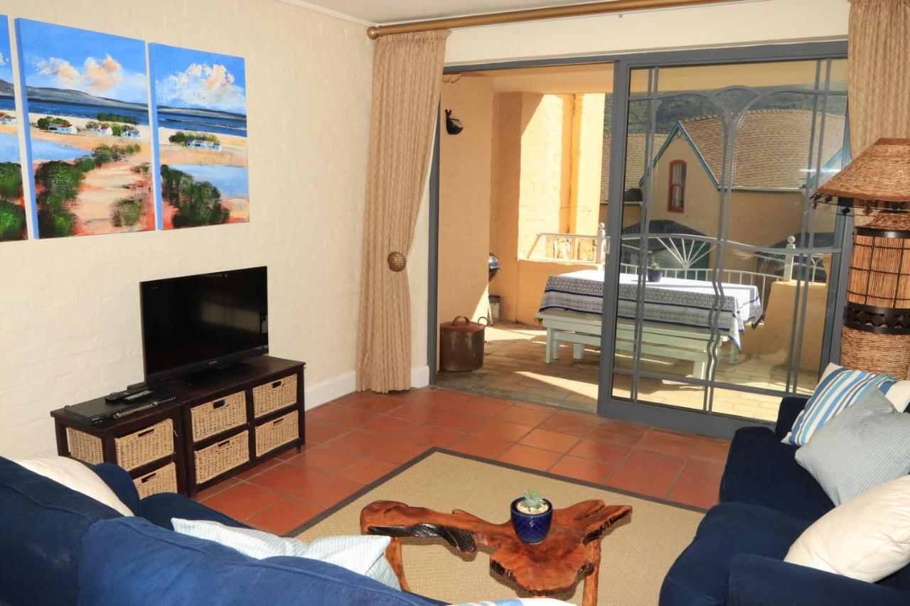 29 The Village Hout Bay Exterior photo